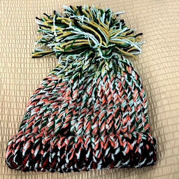 Handmade hand knitted super heavy duty, colorful beanie, one size - Picture 4 of 6